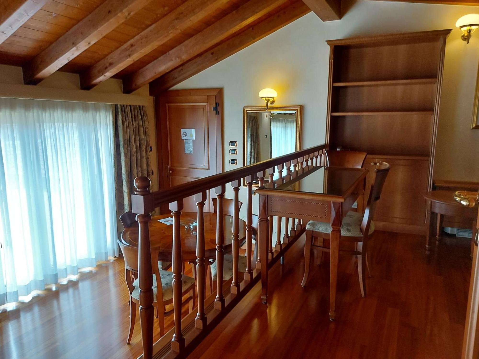 קורג'ו Phi Hotel Dei Medaglioni מראה חיצוני תמונה
